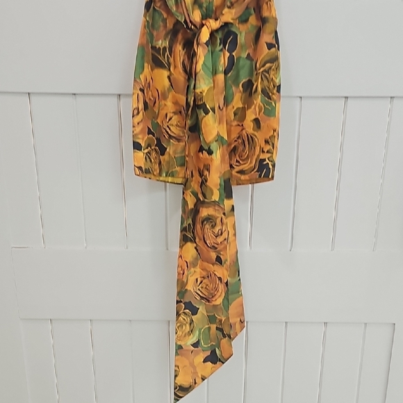 Floral Designer Strapless Dress With Big Belt - Picture 5 of 13